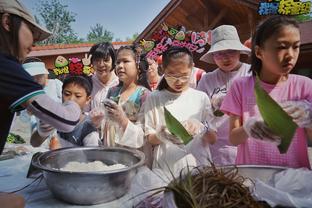 周琦：CBA缺少高强度对抗 美国和澳洲篮球对抗意识非常强